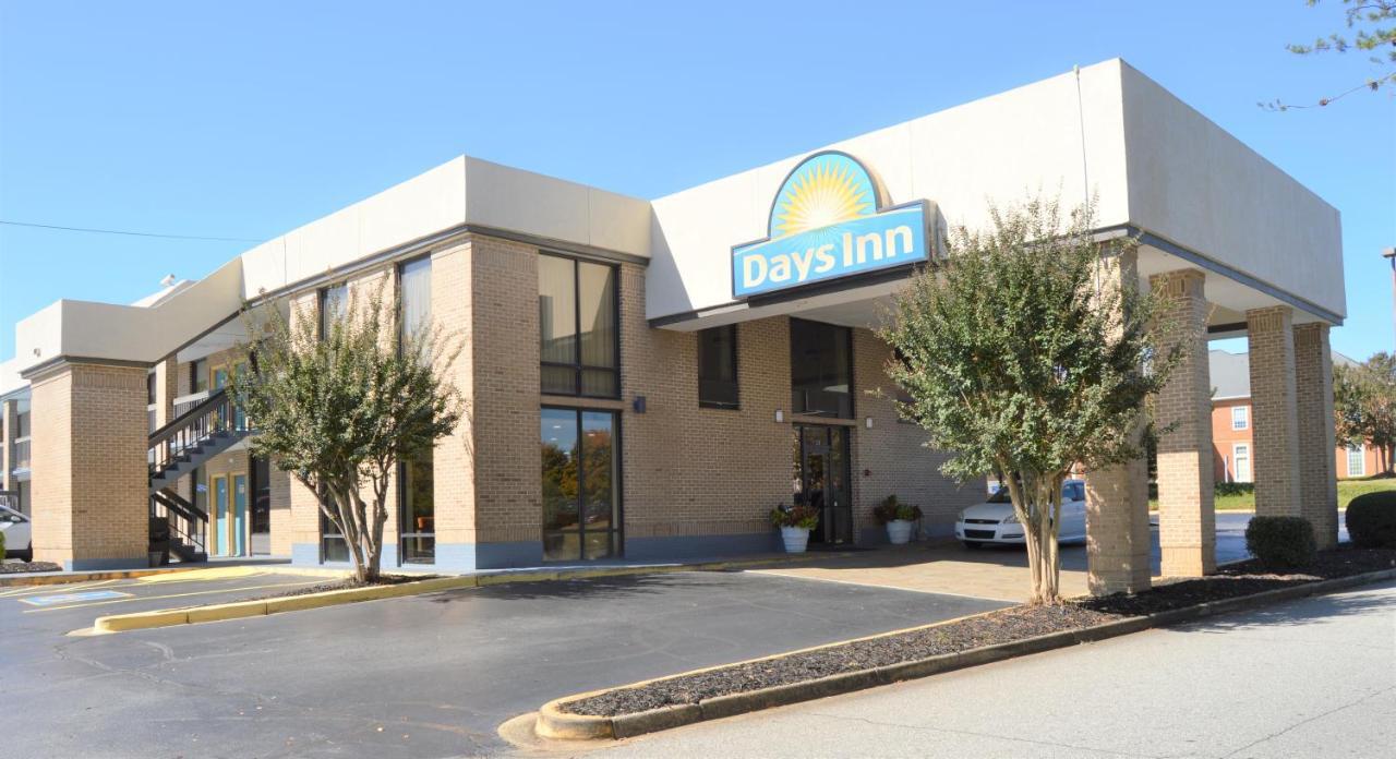 Days Inn By Wyndham Easley West Of Greenville/Clemson Area Екстер'єр фото
