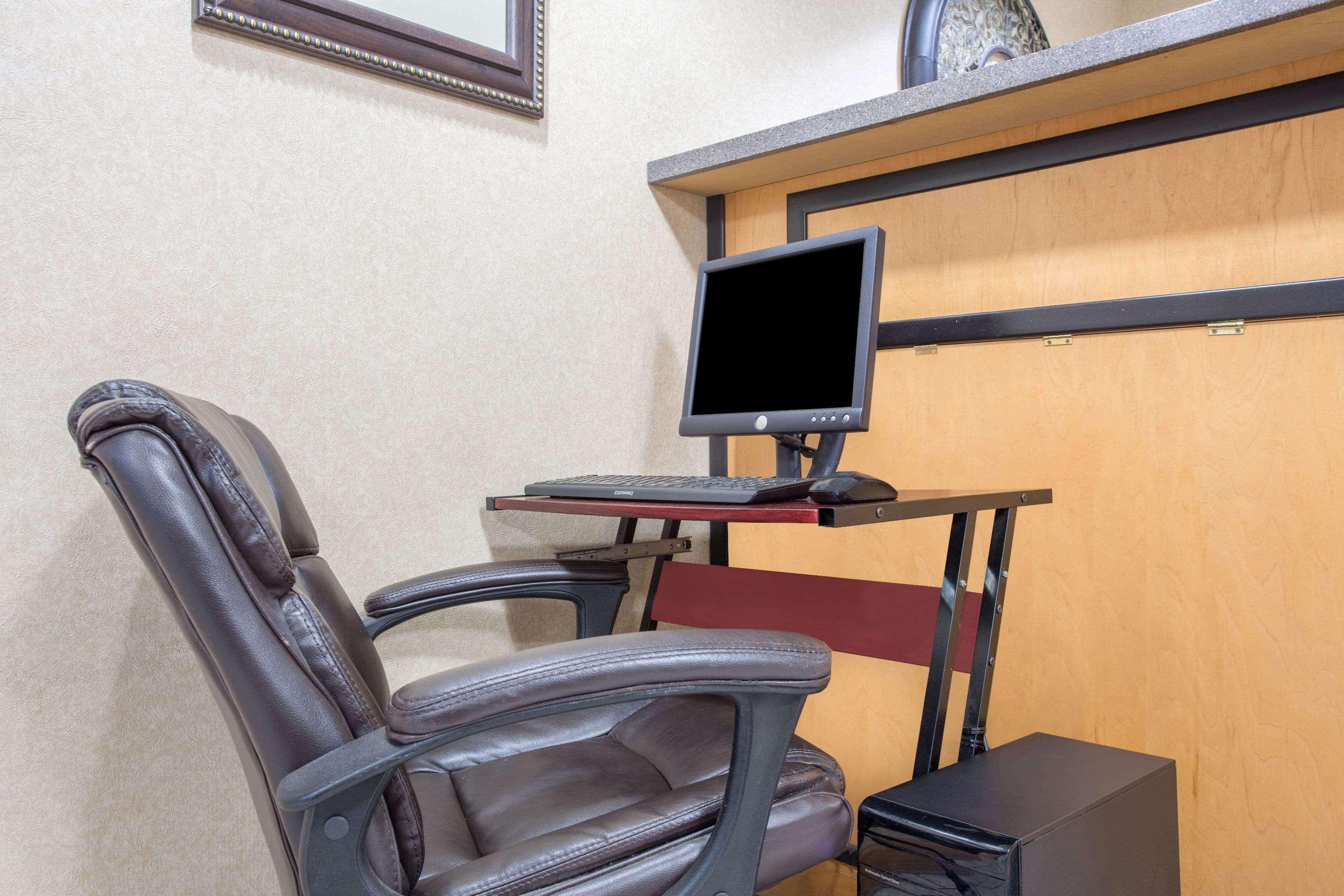 Days Inn By Wyndham Easley West Of Greenville/Clemson Area Екстер'єр фото