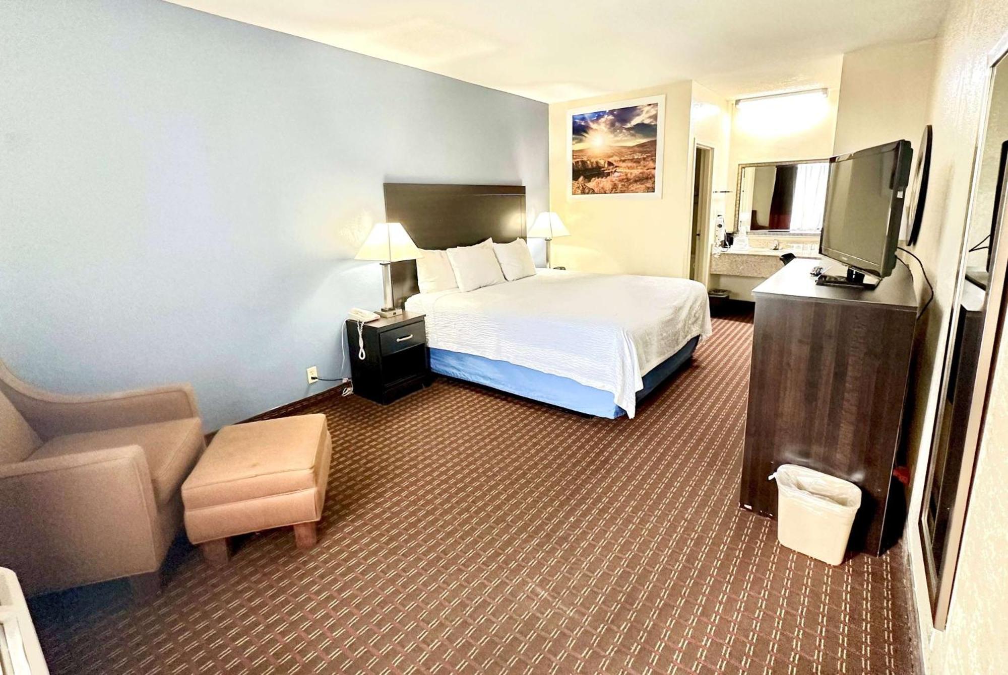 Days Inn By Wyndham Easley West Of Greenville/Clemson Area Екстер'єр фото