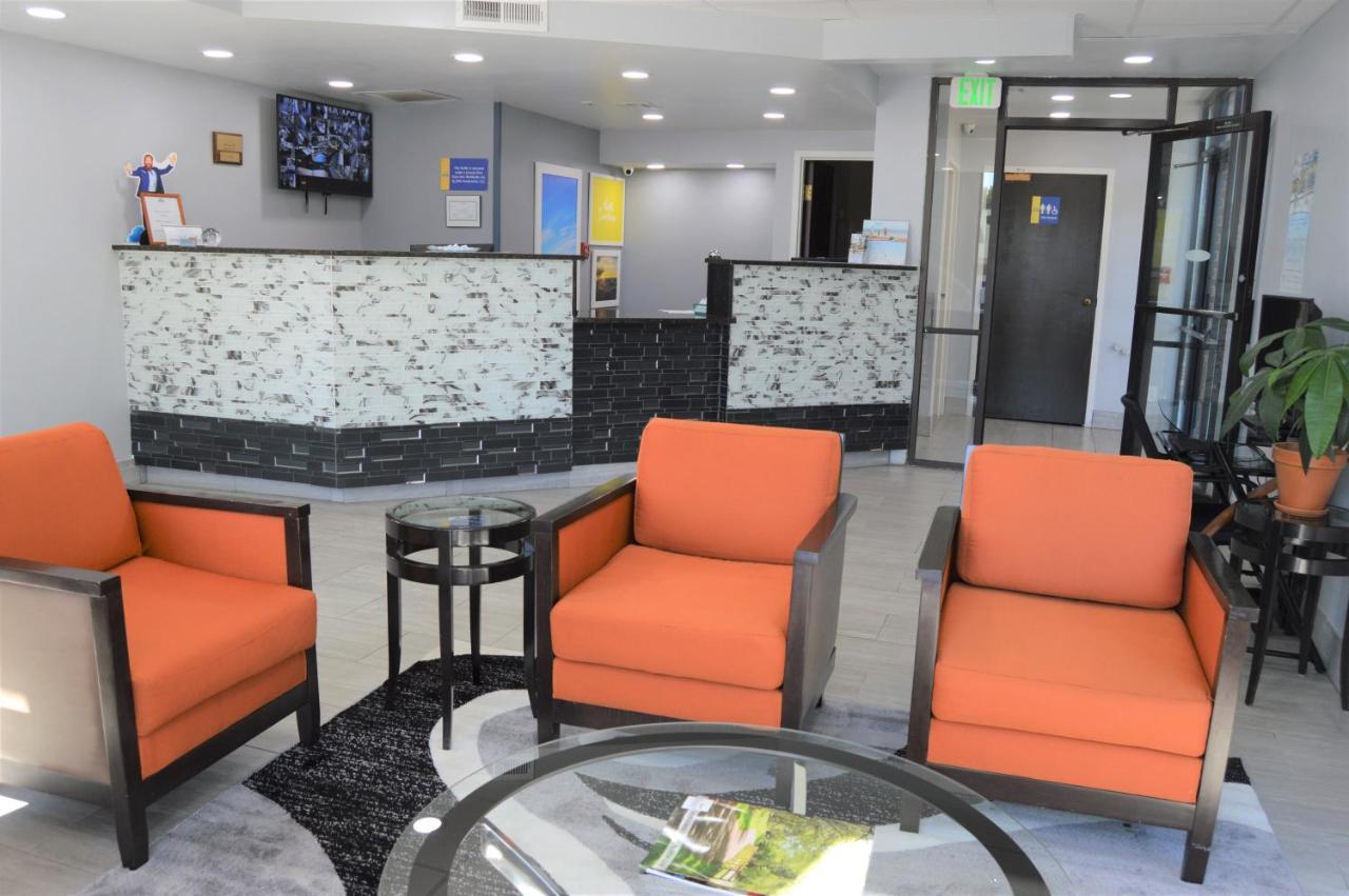 Days Inn By Wyndham Easley West Of Greenville/Clemson Area Екстер'єр фото