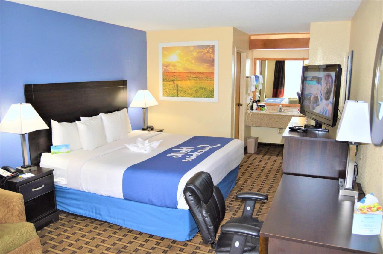Days Inn By Wyndham Easley West Of Greenville/Clemson Area Екстер'єр фото